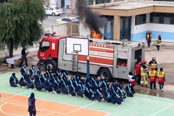 پناه‌گیری، خروج، نجات؛ مانور زلزله در خوزستان