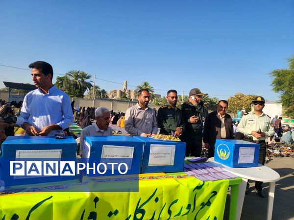 اقامه نماز عید سعید فطر در شهرستان منوجان 