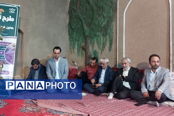 برگزاری مراسم تجلیل از مربیان کانون فرهنگی تربیتی سلمان شهرستان خلیل‌آباد 