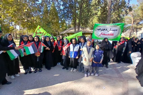 روایت پانا تفت از حضور نسلی که ایستادگی را از شهدا آموخت