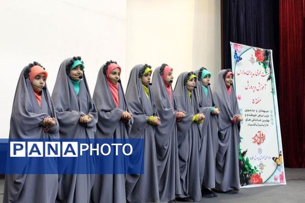خلاقیت و بهره‌گیری از دانش روز در مدیریت مدارس ضروریست