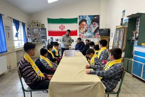 انتخابات هیئت رئیسه مجمع دانش‌آموزی پیشتازان در فیروزکوه