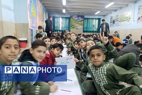 نقاشی همگانی دانش آموزان دبستان شهید رجایی جوه ای از دوستی و اتحاد