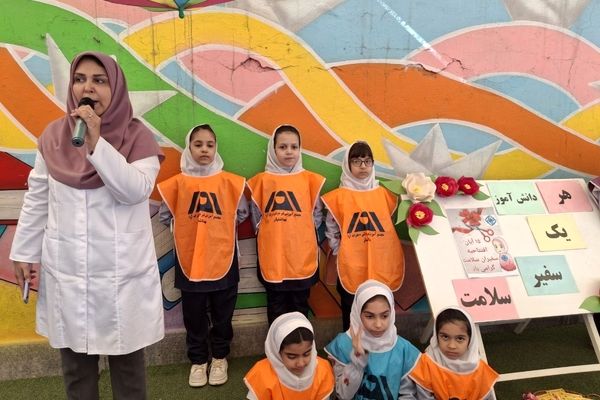  انتخابات سفیران بهداشت در دبستان آوا