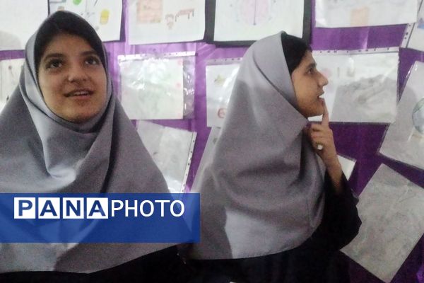 گرامیداشت هفته سلامت روان در دبیرستان بعثت ناحیه یک شهرری
