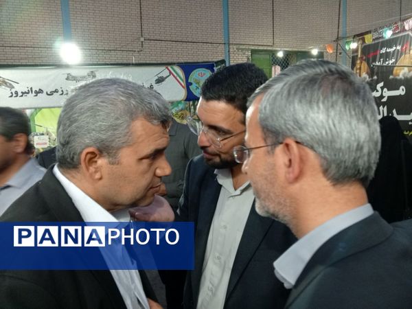 بازدید روسای ادارات خلیل آباد از دومین کنگره ملی شهید مدرس (ره) و ۱۲۲۲ شهید منطقه ترشیز کهن 