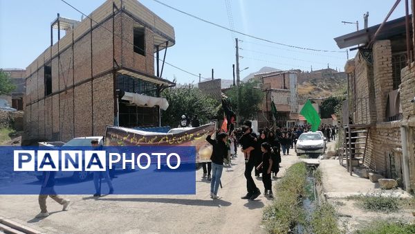مراسم تعزیه خوانی در روز عاشورای حسینی در شهر بار 