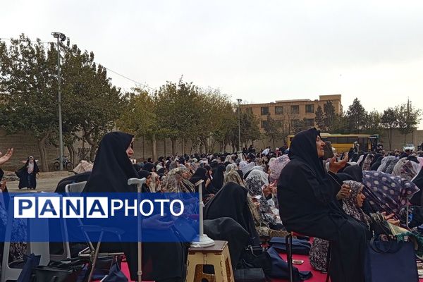 زمین تشنه‌ رحمت آسمان؛ نماز باران به امید اجابت دعا