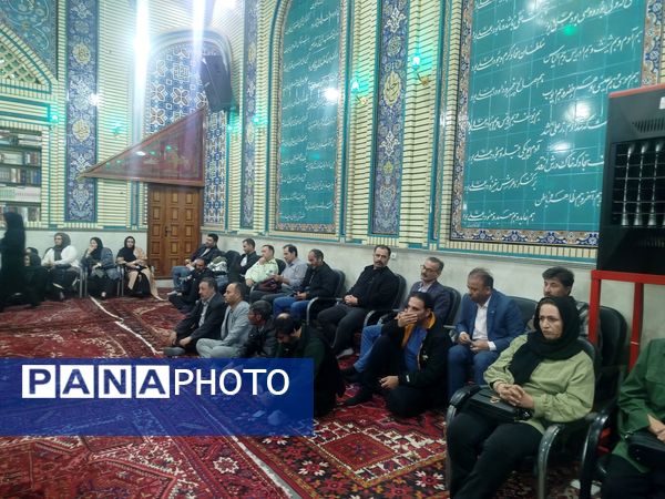 برگزاری انتخابات انجمن اولیا و مربیان دبیرستان هیات امنایی معراج در مسجد باغمیشه اردبیل