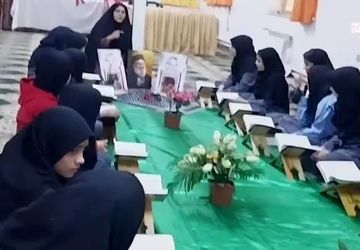 تلاوت سوره فتح در نمازخانه آموزشگاه پروین اعتصامی