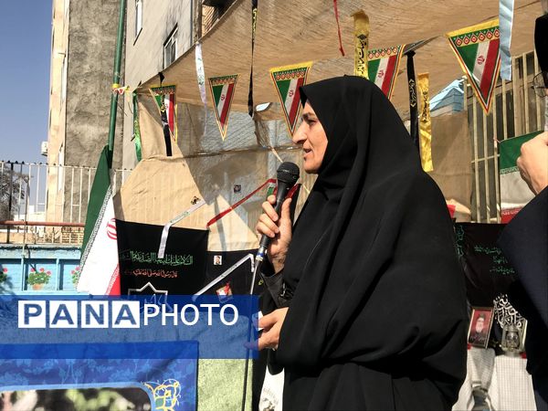 دبیرستان متوسطه اول دخترانه انقلاب میزبان شهید گمنام شد 