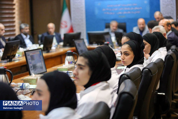 مراسم بدرقه تیم‌های ملی فوتسال دانش‌آموزی پسران و دختران ایران به رقابت‌های جام جهانی