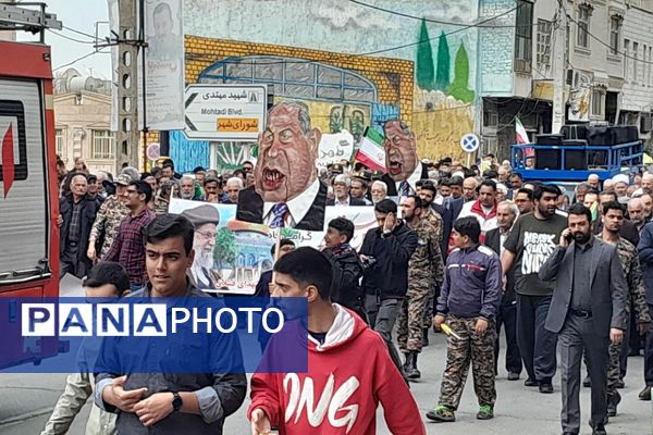 فریاد پیشوا علیه صهیونیسم در روز قدس؛ امضای طومار محکومیت و المان سازی در راهپیمایی روز قدس