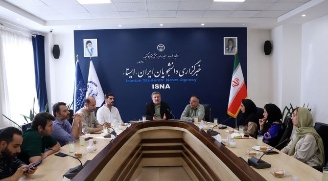 اعضای رسانه‌ سرداران کشور در جنگ روانی دشمن هستند