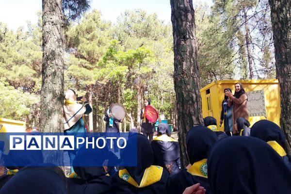 اردوی پایانی پیشتازان دختر مقطع متوسطه ناحیه 4 شیراز 