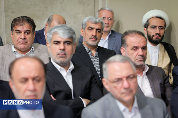 دیدار جمعی از معلمان با رهبر معظم انقلاب