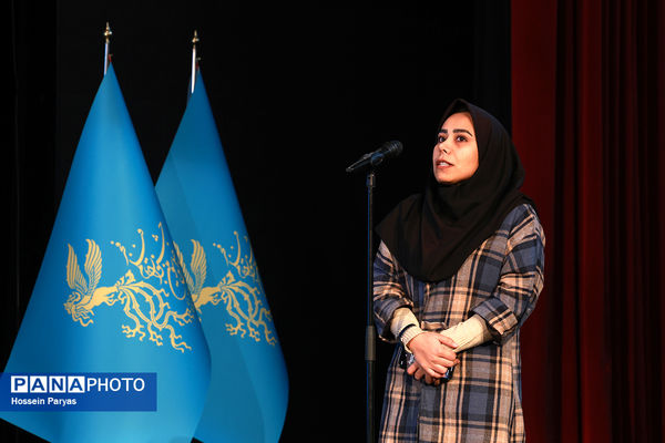 نشست خبری دبیر چهل و سومین جشنواره فیلم فجر