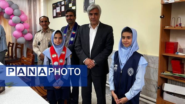  ارزیابی تشکل پیشتازان ناحیه۶ در دبستان فرهنگیان ۲