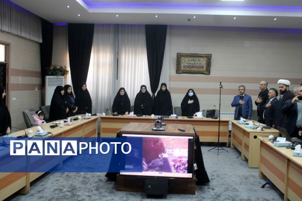 رونمایی و گردهمایی توجیهی و تبیینی بسته محصولات مدرسه‌ای ایرانمون در آذربایجان شرقی