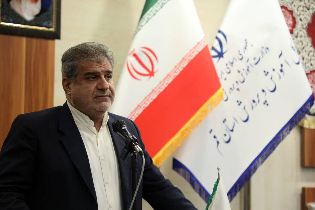آموزش و پرورش باید خط مقدم مقاومت نرم در برابر هجمه های دشمنان باشد