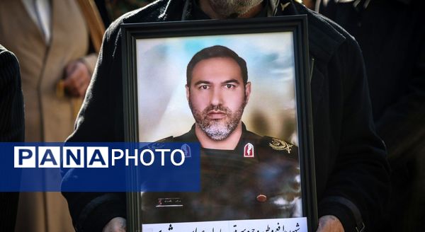 مراسم تشییع پیکرهای ۷ شهید گمنام در کرمانشاه