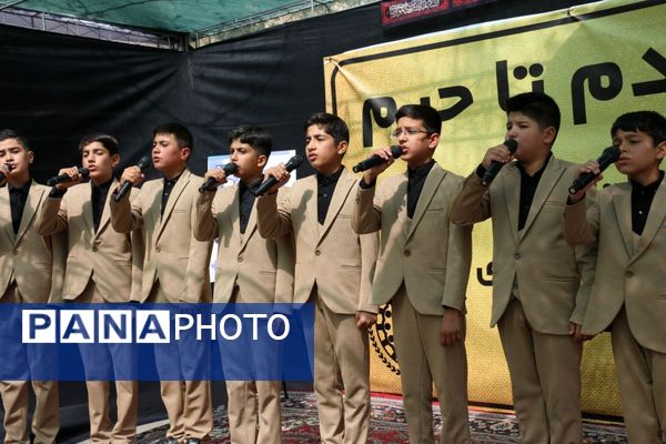 موکب خدمت‌رسانی سازمان دانش‌آموزی خراسان رضوی در سالروز رحلت پیامبر اکرم (ص)
