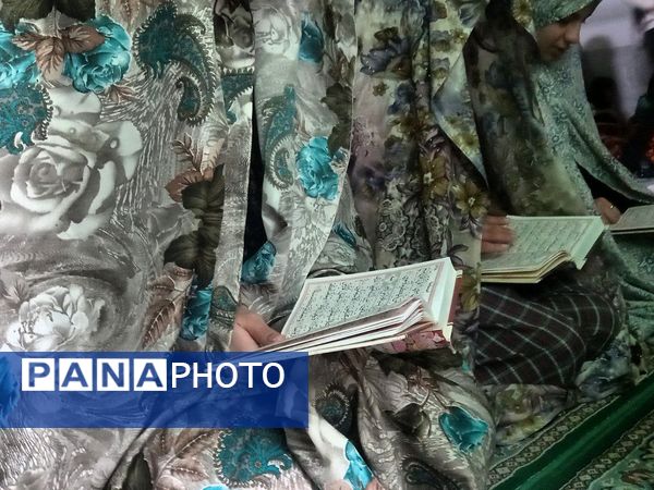 اعتکاف دانش‌آموزی در شهر بهنمیر