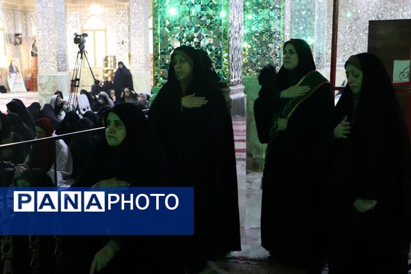 آیین تکریم مادران و همسران شهدا در شبستان بزرگ حرم بی‌بی سکینه(س)