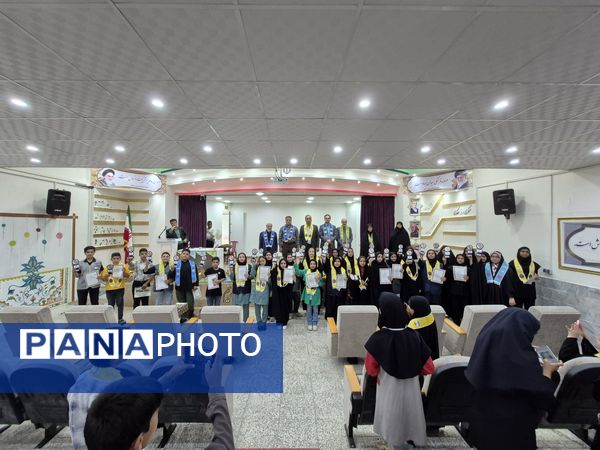 سازمان دانش آموزی خلیل‌آباد برای خبرنگاران پانا سنگ تمام گذاشت