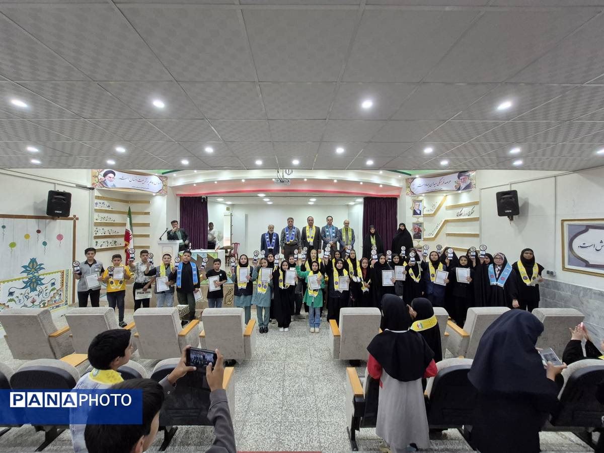 سازمان دانش آموزی خلیل‌آباد برای خبرنگاران پانا سنگ تمام گذاشت