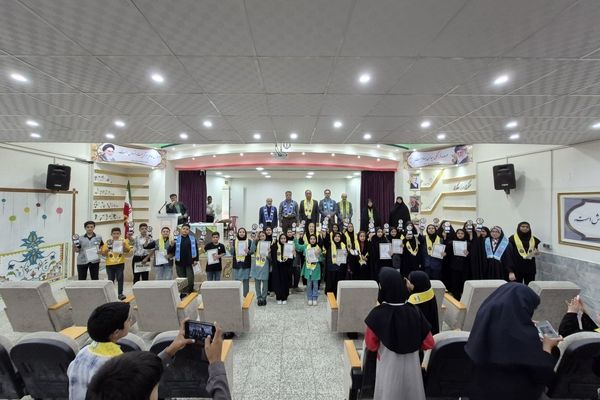 سازمان دانش آموزی خلیل‌آباد برای خبرنگاران پانا سنگ تمام گذاشت