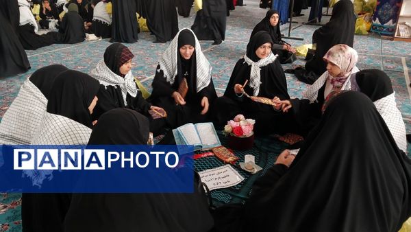 برگزاری اجتماع بزرگ حلقه صالحین در مصلی کرج 