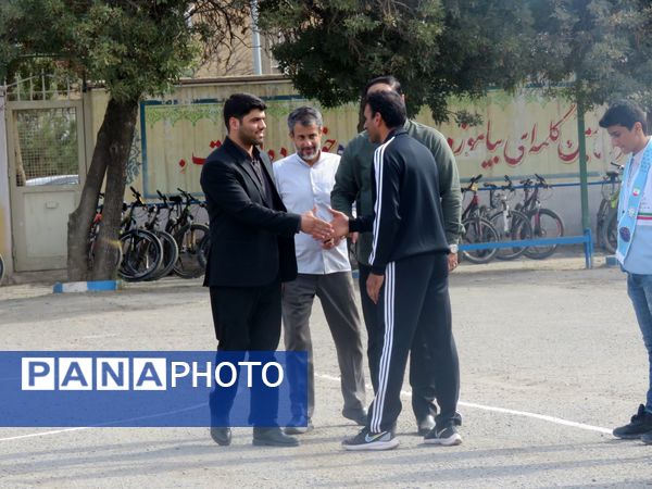 آیین افتتاح زمین چمن مصنوعی شهید دانشجو