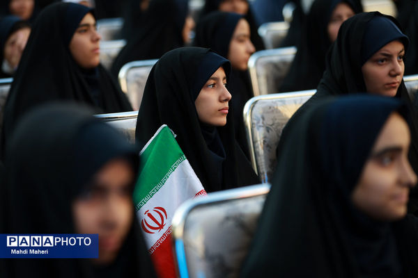 آیین نواختن زنگ استکبارستیزی