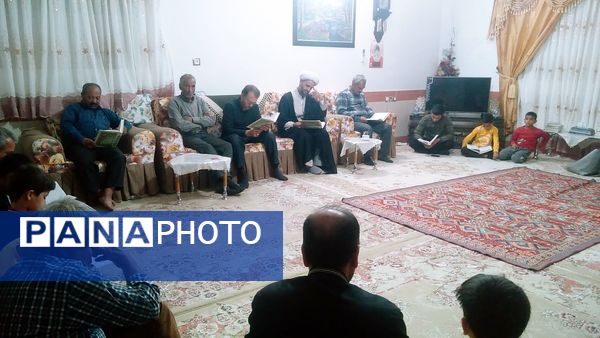 مراسم قرائت قرآن و تجلیل از مادر شهید در روستای بزنجرد خلیل آباد