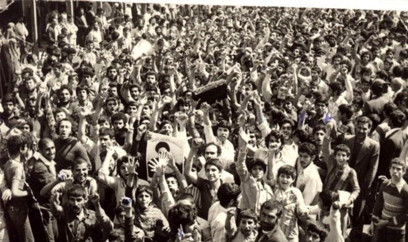 14 و 15 خرداد دو حادثه تاریخی حول شخصیت بی‌بدیل امام خمینی(ره) است