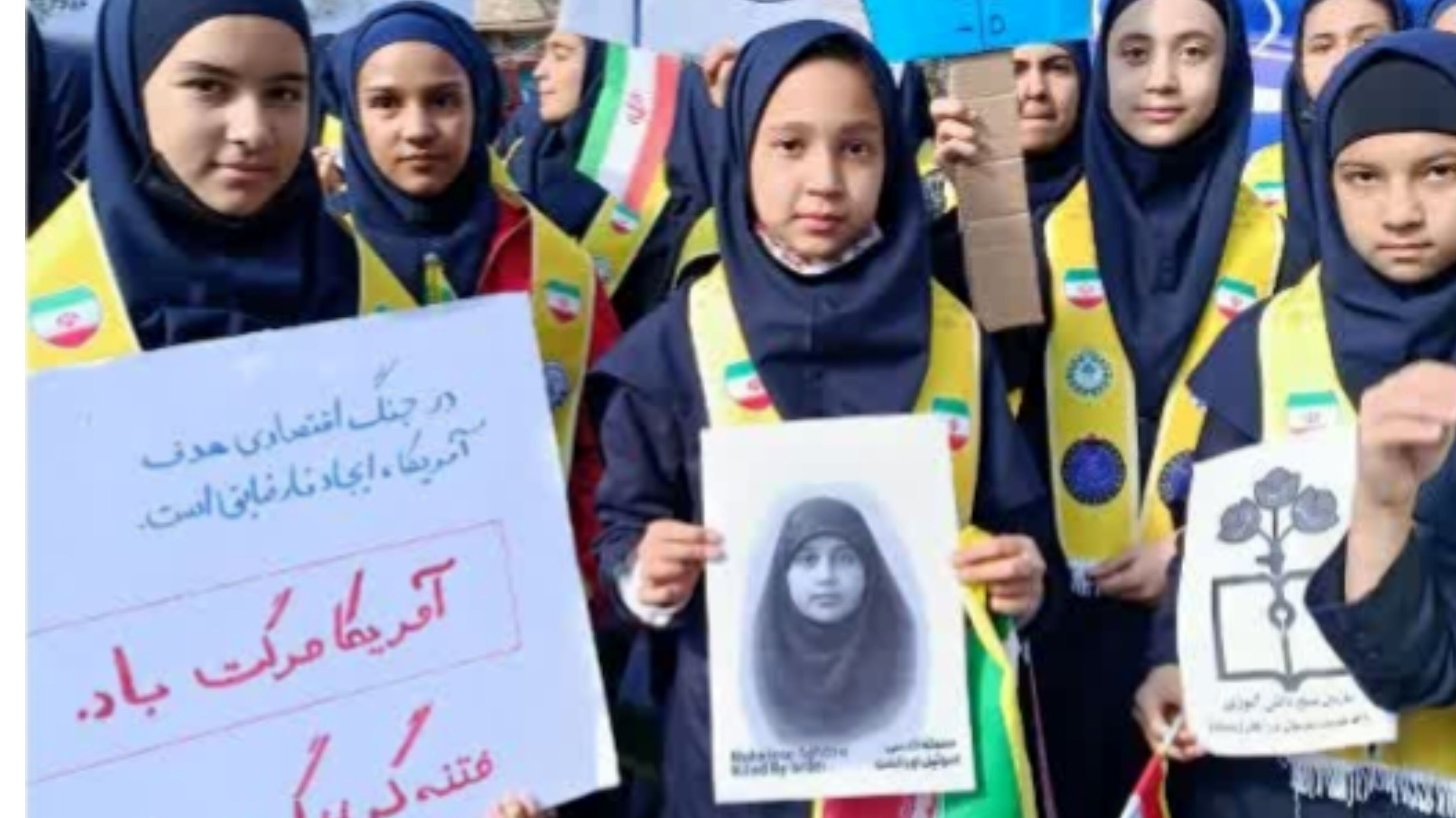 راهپیمایی ۱۳ آبان با حضور پرشور مردم در شهرستان خواف برگزار شد