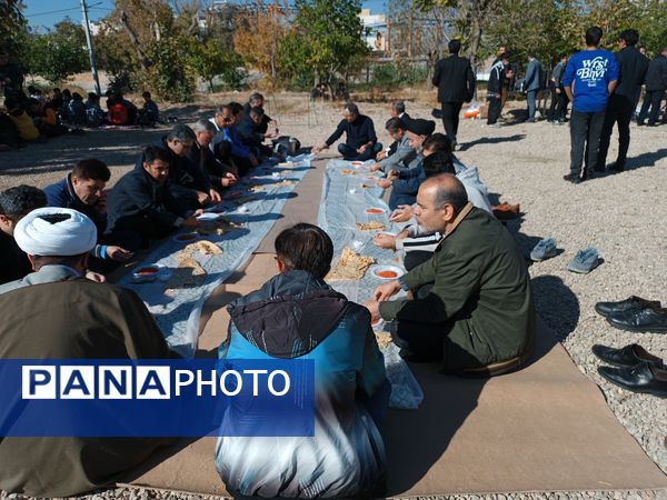 برگزای اردوی تفریحی دبیرستان رجایی یک به‌مناسبت هفته بسیج 