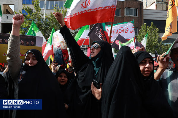 تشییع شهدای اقتدار در تهران