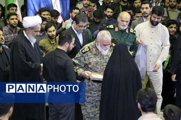 یادواره ملی شهدای دانشگاهی دفاع مقدس ۱۲ روزه در دانشگاه فردوسی مشهد(۳) 