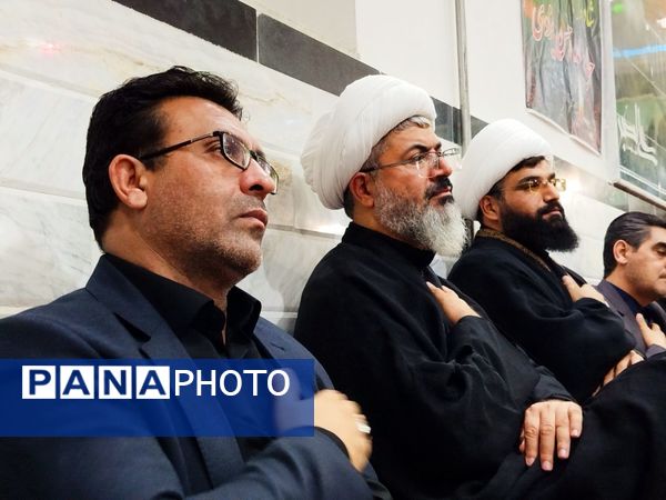 نوای “لبیک یا حسین” در شب پنجم محرم در رزق آباد طنین‌انداز شد