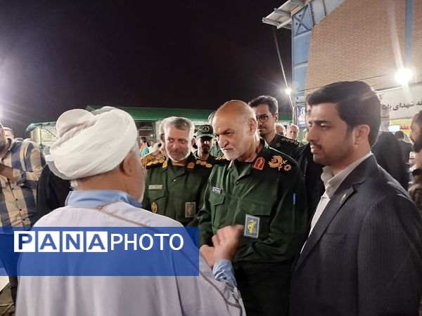 بازدید فرمانده سپاه امام رضا (ع) از نمایشگاه دومین کنگره ملی شهید مدرس (ره) و ۱۲۲۲ شهید منطقه ترشیز کهن