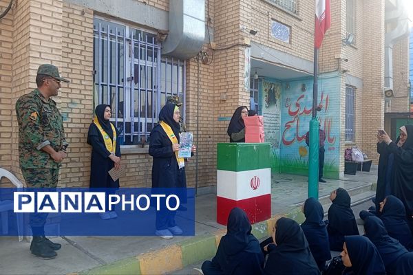 نیرویی خستگی ناپذیر که گام‌هایش همیشه محکم و استوار است 