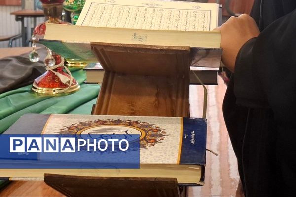 دانش آموزان نورانی حاضر در محفل