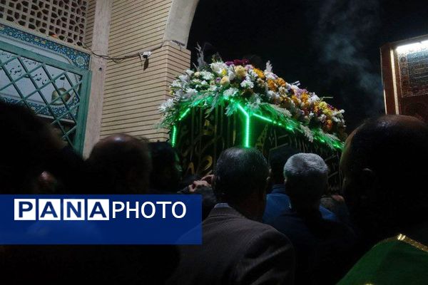 تشییع نمادین حضرت زهرا(س) با اشک و ارادت