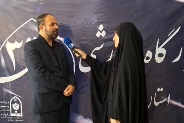 باید در تبیین ارزش‌های انقلاب اسلامی برای نسل جوان تلاش کرد