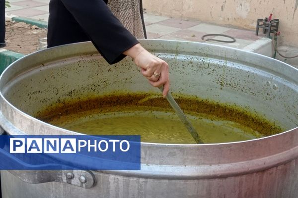 دبیرستان شادروان اخترصدوقی در سوگ مادر دو عالم