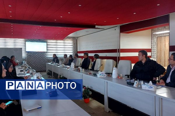 کارگاه آموزش اتوماسیون آی کن در اداره آموزش و پرورش کهریزک