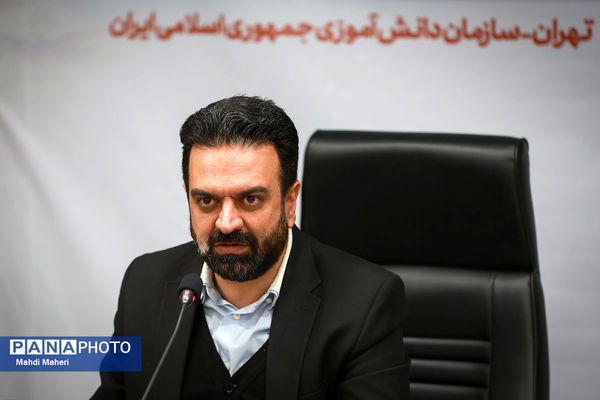 دومین روز نشست کارگروه تدوین سند دوازدهمین دوره مجلس دانش‌آموزی