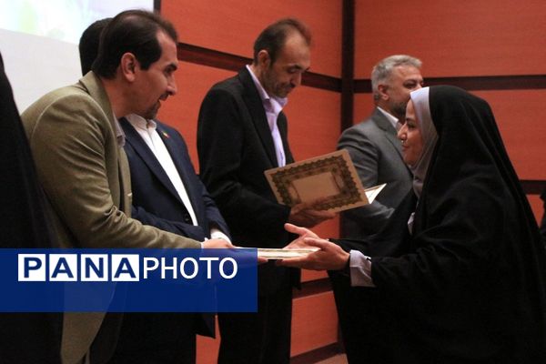 اختتامیه طرح‌ها و برنامه‌های آموزشی مقطع ابتدایی در بهارستان‌دو